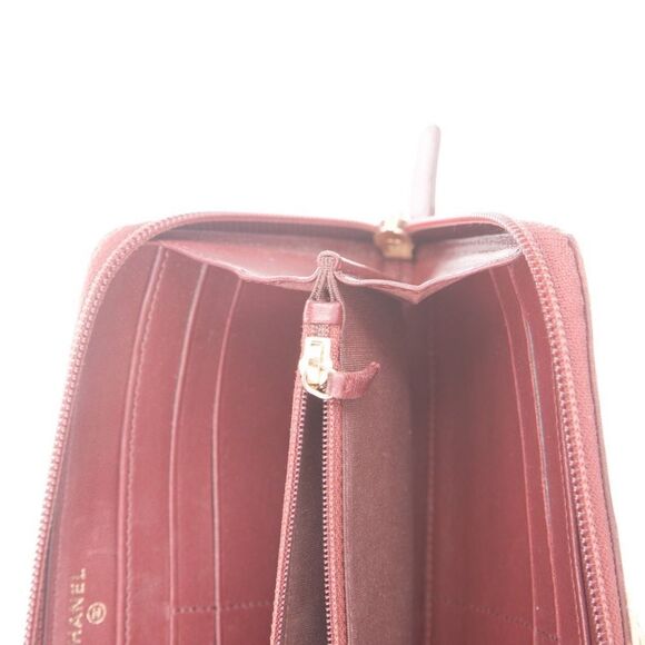 Chanel Brown Quilted Wallet with Gold Accents - Picture 15 of 15